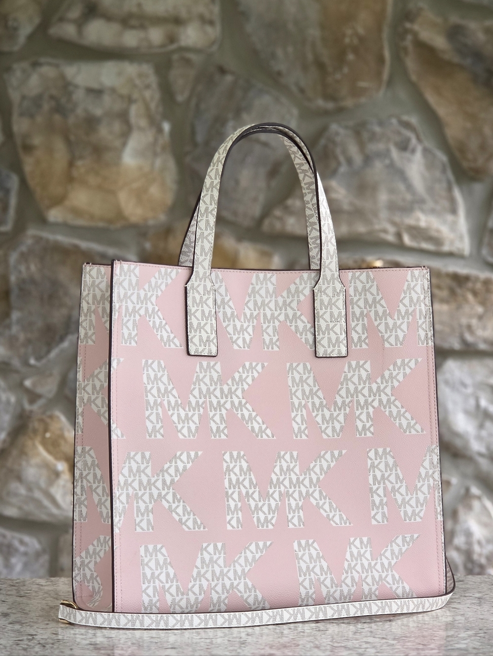 Michael Kors Kenly Logo Large Tote - Picture 3 of 10
